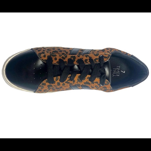 Court Leather Lace up Sneaker in Leopard & Black - Picture 4 of 5